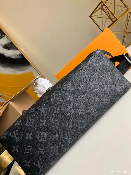 Rep ladies VUITTON LOUIS MESSENGER BAG 0511